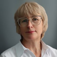 Роман Светлана