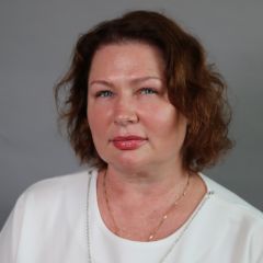 Миненкова Лариса